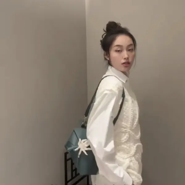 高仿羅意威/LOEWE 單肩包草綠色