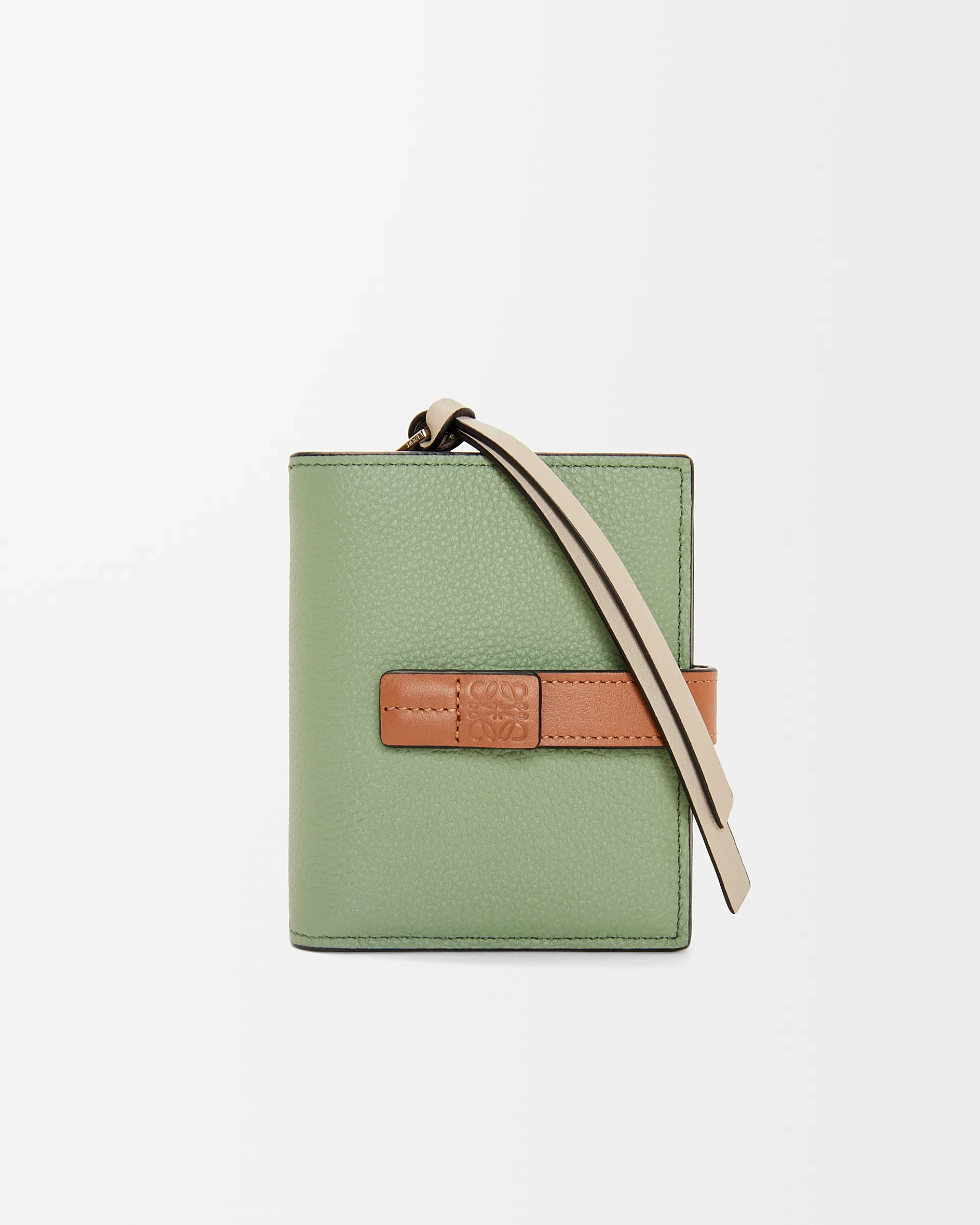 Loewe-羅意威 迷迭香綠 / 焦糖棕柔軟粒面牛皮革 Anagram 長夾 1 Loewe-羅意威 迷迭香綠 / 焦糖棕柔軟粒面牛皮革 Anagram 長夾