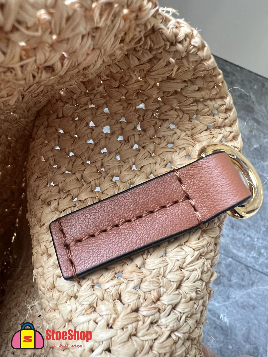 Loewe-羅意威 Font Tote 系列 自然色中號酒椰纖維斜挎包 9 Loewe-羅意威 Font Tote 系列 自然色中號酒椰纖維斜挎包