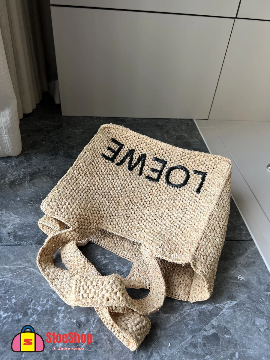 Loewe-羅意威 Font Tote 系列 自然色中號酒椰纖維斜挎包 10 Loewe-羅意威 Font Tote 系列 自然色中號酒椰纖維斜挎包
