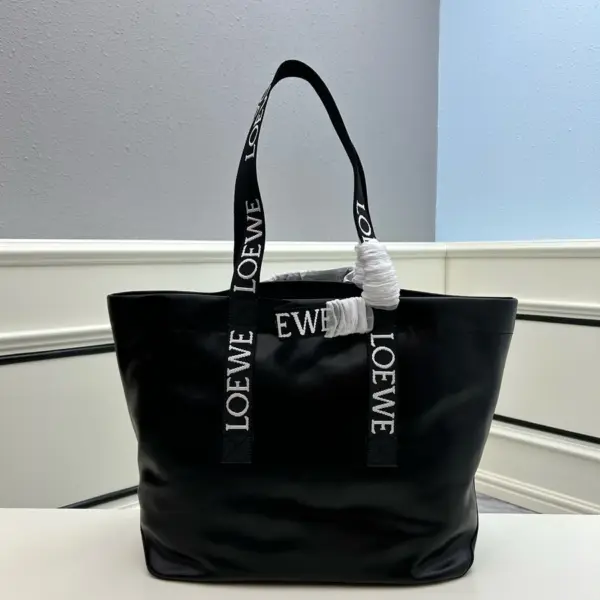 Loewe-羅意威 黑色紙紋牛皮革 Fold Shopper 購物袋