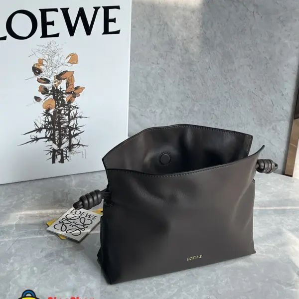 Loewe-羅意威 Flamenco 系列中號肩背手拿包 黑色 納帕牛皮革