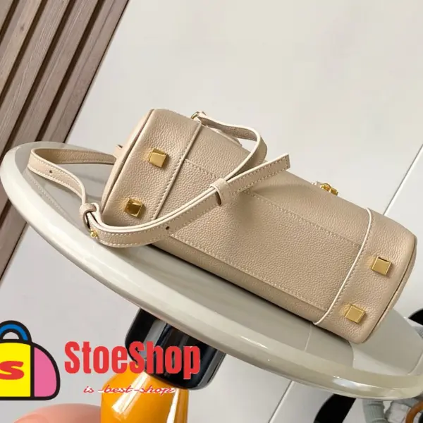 Loewe-羅意威 Amazona 28 系列 沙色柔軟粒面牛皮革手拿包 13 Loewe-羅意威 Amazona 28 系列 沙色柔軟粒面牛皮革手拿包