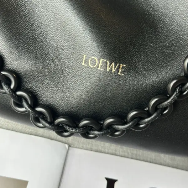 Loewe-羅意威 Flamenco Purse 系列 黑色中號柔軟納帕羊皮革手拿包