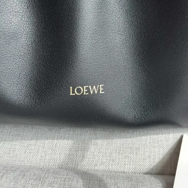 Loewe-羅意威 黑色超大號納帕牛皮革 Flamenco 肩背包