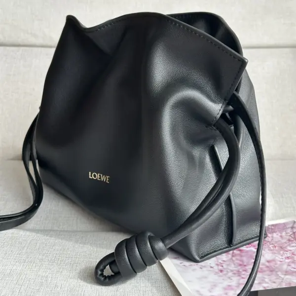 Loewe-羅意威 黑色超大號納帕牛皮革 Flamenco 肩背包