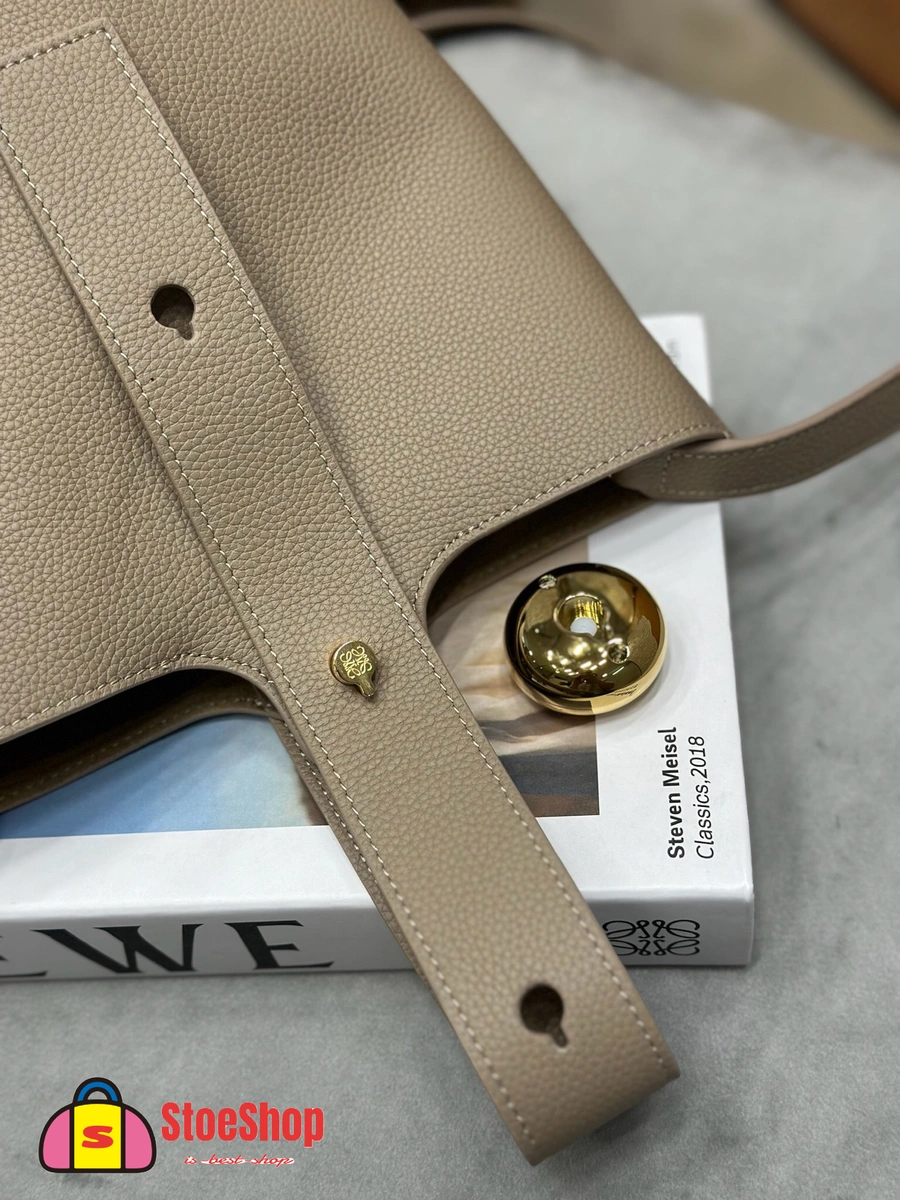Loewe-羅意威 Pebble Bucket 系列 沙色迷你柔軟粒面牛皮革斜挎水桶手袋 8 Loewe-羅意威 Pebble Bucket 系列 沙色迷你柔軟粒面牛皮革斜挎水桶手袋