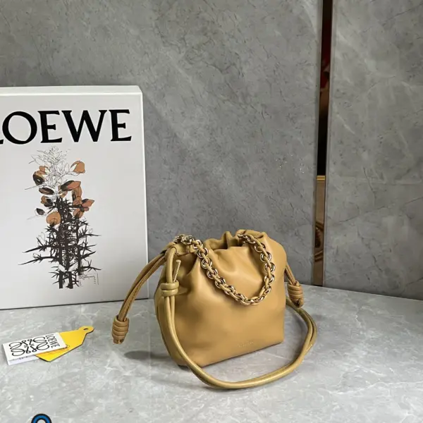 Loewe-羅意威 沙漠黃迷你柔軟納帕羊皮革 Flamenco Purse 肩背包