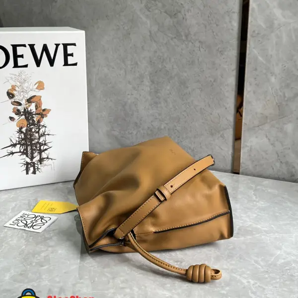 Loewe-羅意威 Flamenco 系列 暖沙黃色迷你納帕牛皮革肩背包