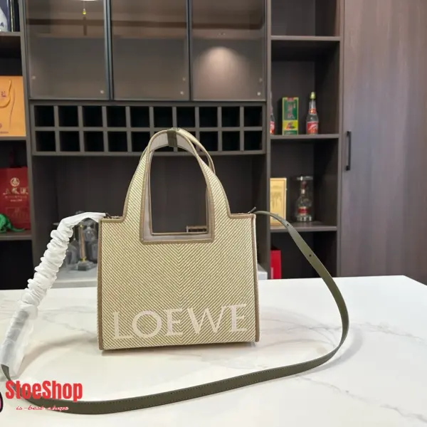 Loewe-羅意威 Font Tote 系列 亞麻原色中號提花帆布購物袋 11 Loewe-羅意威 Font Tote 系列 亞麻原色中號提花帆布購物袋