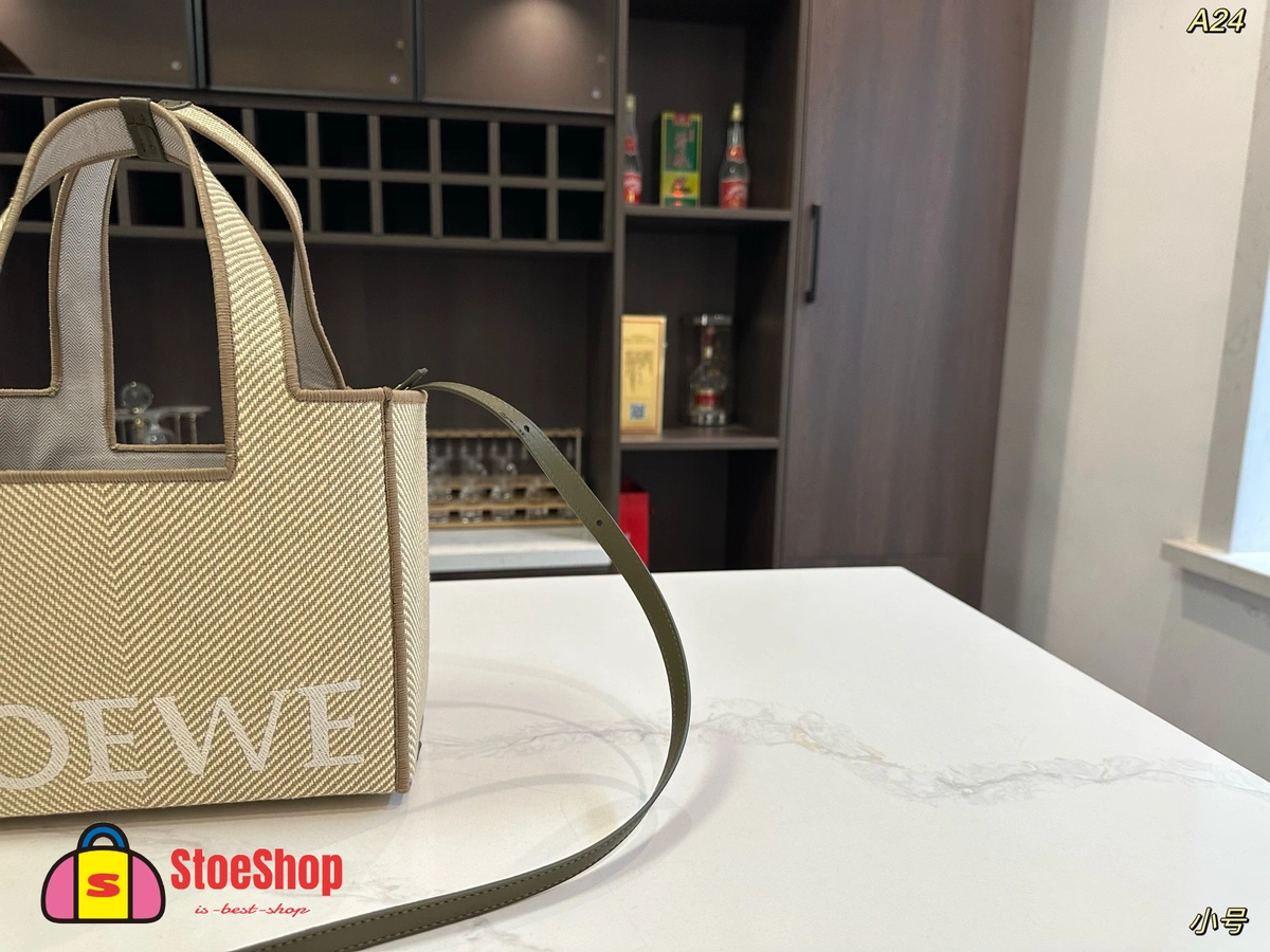 Loewe-羅意威 Font Tote 系列 亞麻原色中號提花帆布購物袋 5 Loewe-羅意威 Font Tote 系列 亞麻原色中號提花帆布購物袋