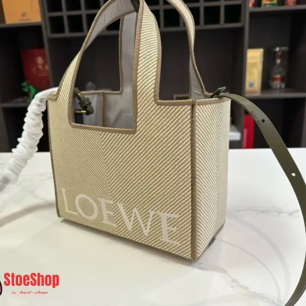 Loewe-羅意威 Font Tote 系列 亞麻原色中號提花帆布購物袋 16 Loewe-羅意威 Font Tote 系列 亞麻原色中號提花帆布購物袋