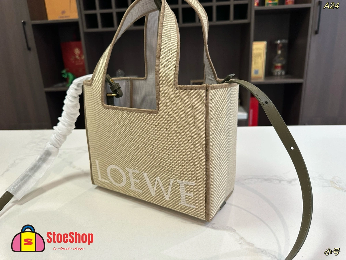 Loewe-羅意威 Font Tote 系列 亞麻原色中號提花帆布購物袋 7 Loewe-羅意威 Font Tote 系列 亞麻原色中號提花帆布購物袋