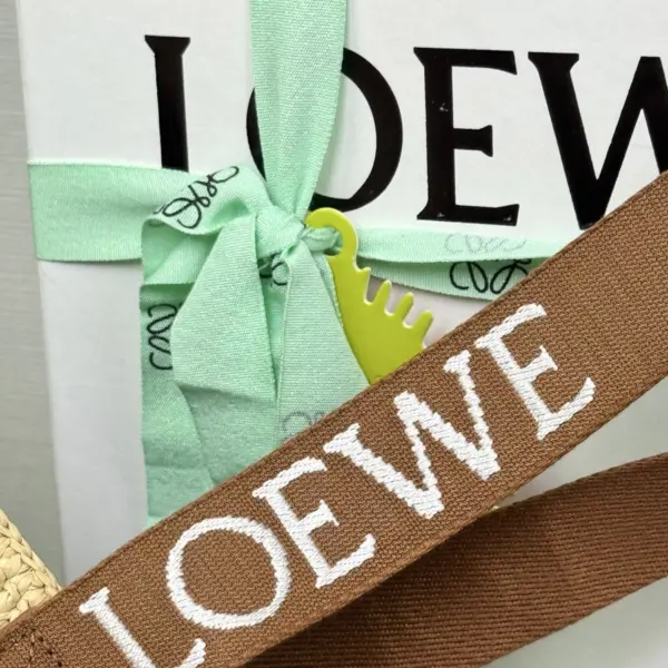 Loewe-羅意威 自然色 / 棕褐拉菲草 Fold Shopper 購物袋