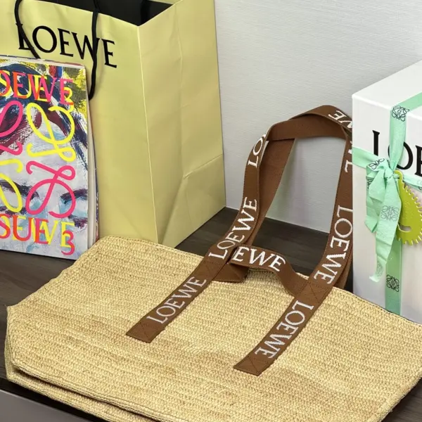 Loewe-羅意威 自然色 / 棕褐拉菲草 Fold Shopper 購物袋
