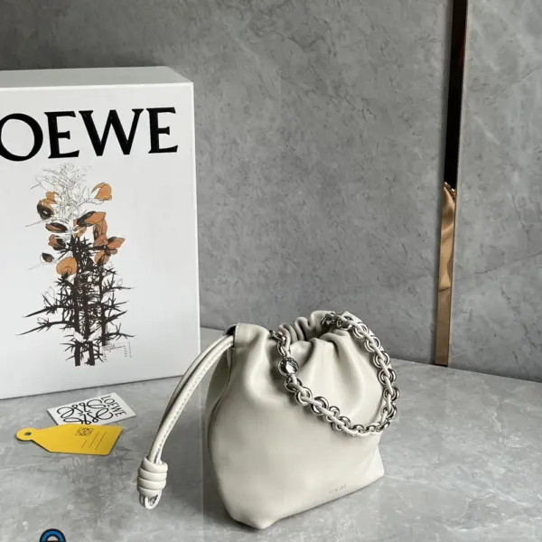 Loewe-羅意威 海鹽白迷你柔軟納帕羊皮革 Flamenco Purse 肩背包