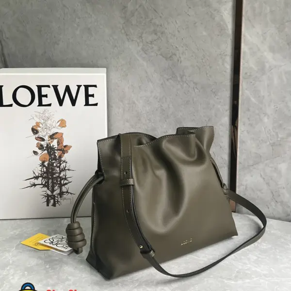 Loewe-羅意威 Flamenco 系列中號肩背手拿包 深卡其色 納帕牛皮革
