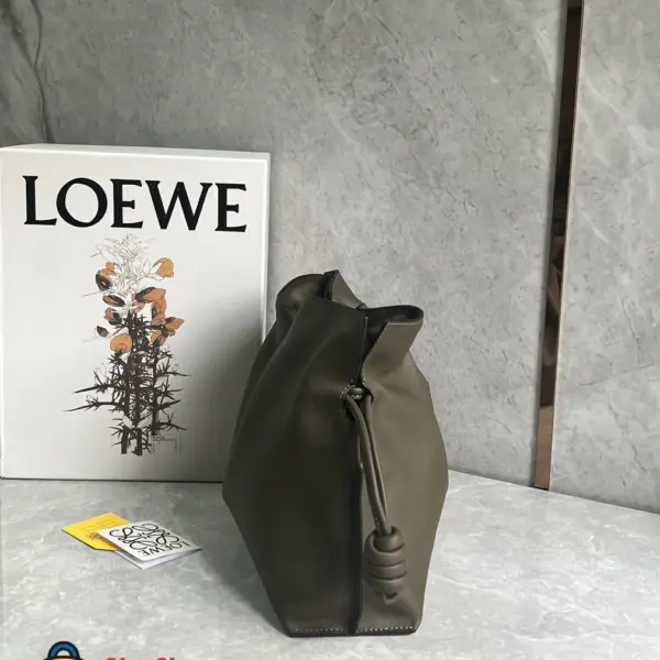 Loewe-羅意威 Flamenco 系列中號肩背手拿包 深卡其色 納帕牛皮革