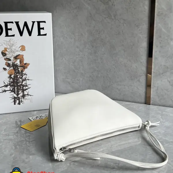 Loewe-羅意威 柔白色迷你經典牛皮革 Hammock Hobo 肩背包