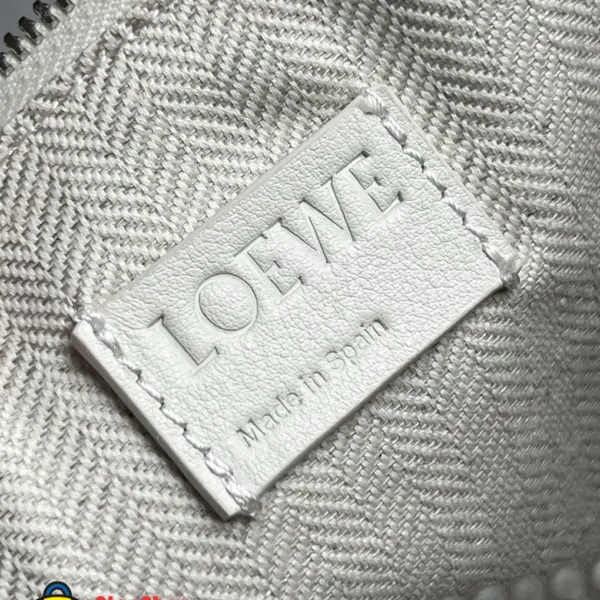 Loewe-羅意威 柔白色迷你經典牛皮革 Hammock Hobo 肩背包