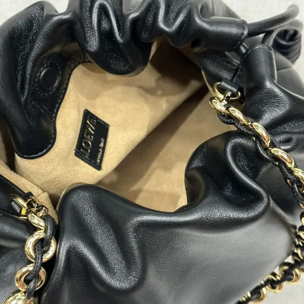 Loewe-羅意威 黑色大號柔軟納帕羊皮革 Flamenco Purse 肩背包