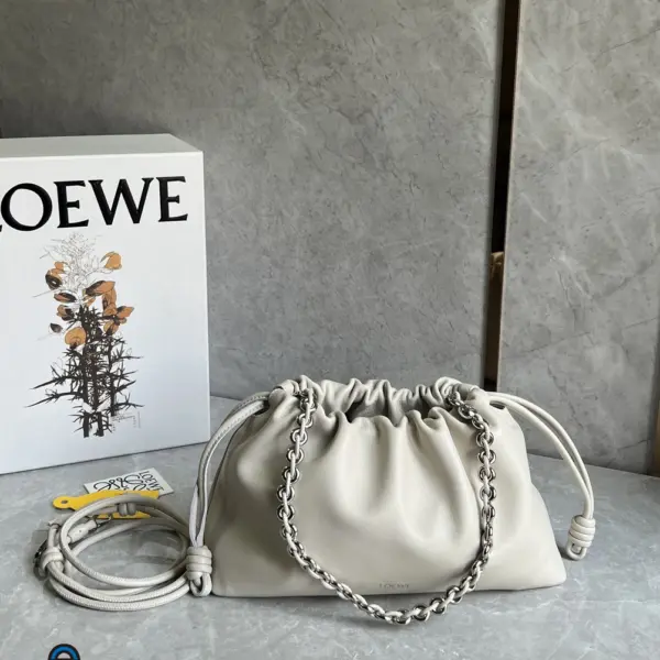 Loewe-羅意威 Flamenco 系列 海鹽白中號羊皮革肩背手袋 柔軟納帕材質