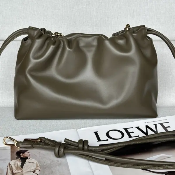 Loewe-羅意威 Flamenco 系列中號深卡其色肩背手袋 柔軟納帕羊皮革