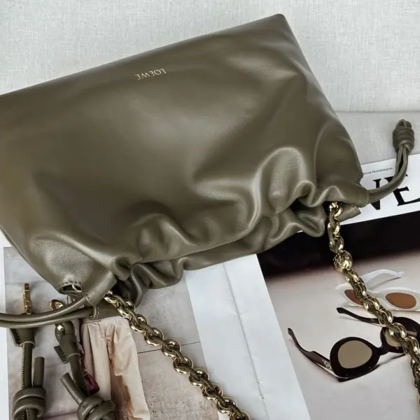 Loewe-羅意威 Flamenco 系列中號深卡其色肩背手袋 柔軟納帕羊皮革