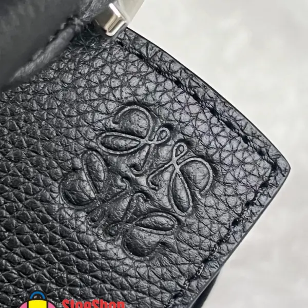 Loewe-羅意威 黑色小號經典牛皮革 Puzzle Edge 肩背包
