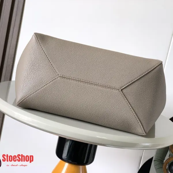 Loewe-羅意威 Puzzle Fold 系列 灰褐色中號柔軟粒面牛皮革斜挎包