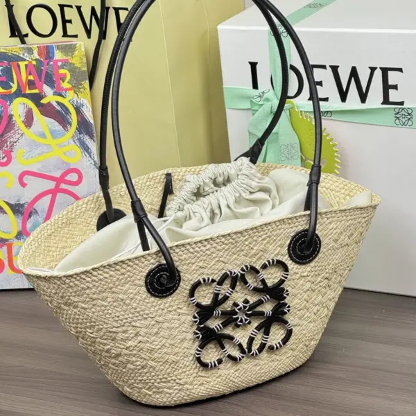 Loewe-羅意威 自然色 / 黑色小號伊拉卡棕櫚纖維 Anagram Basket 肩背包