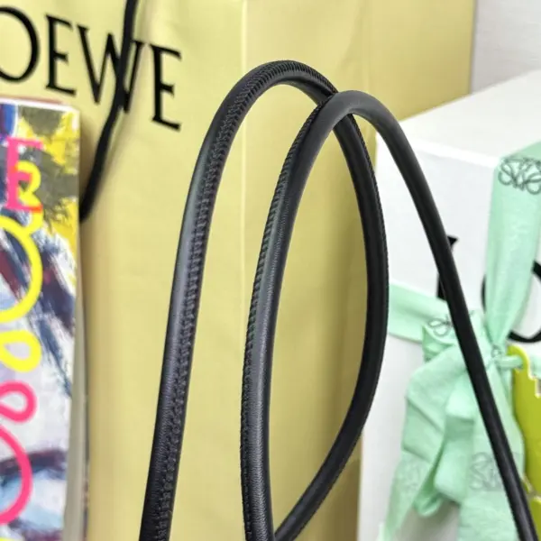 Loewe-羅意威 自然色 / 黑色小號伊拉卡棕櫚纖維 Anagram Basket 肩背包