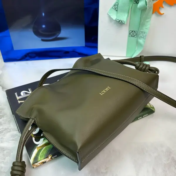 Loewe-羅意威 Flamenco 系列 深卡其色迷你納帕牛皮革肩背包