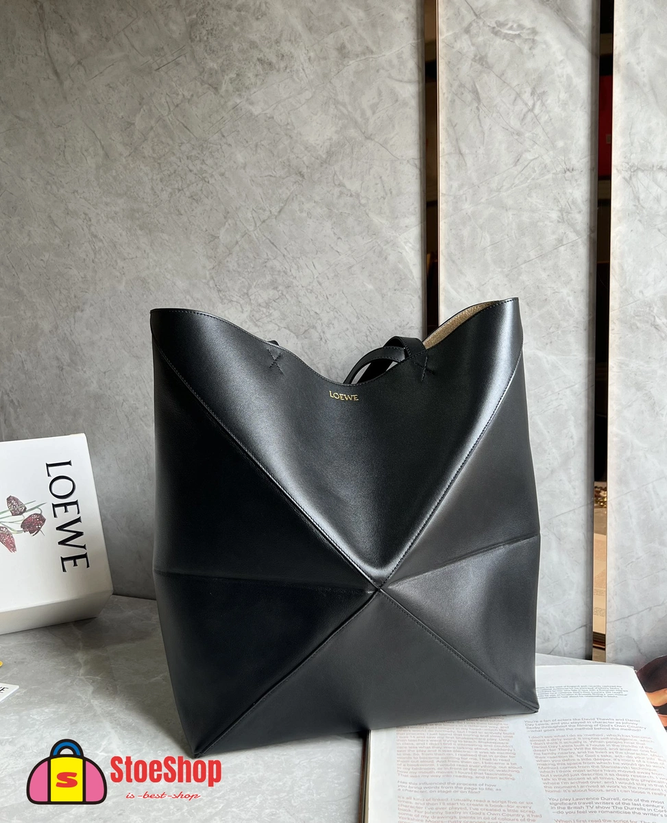 Loewe-羅意威 Puzzle Fold 系列 黑色中號亮面牛皮革購物袋 3 Loewe-羅意威 Puzzle Fold 系列 黑色中號亮面牛皮革購物袋