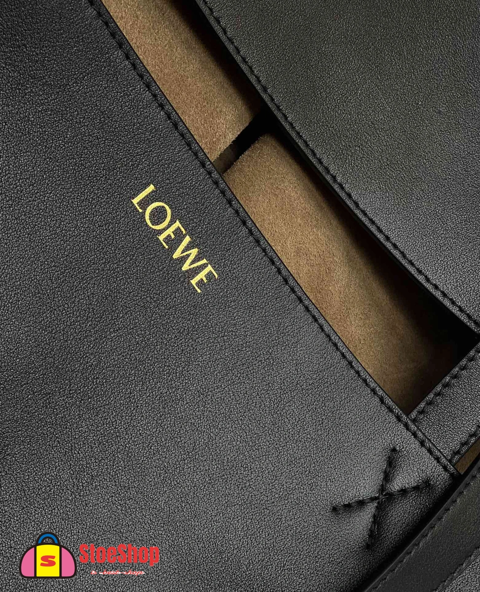 Loewe-羅意威 Puzzle Fold 系列 黑色中號亮面牛皮革購物袋 5 Loewe-羅意威 Puzzle Fold 系列 黑色中號亮面牛皮革購物袋