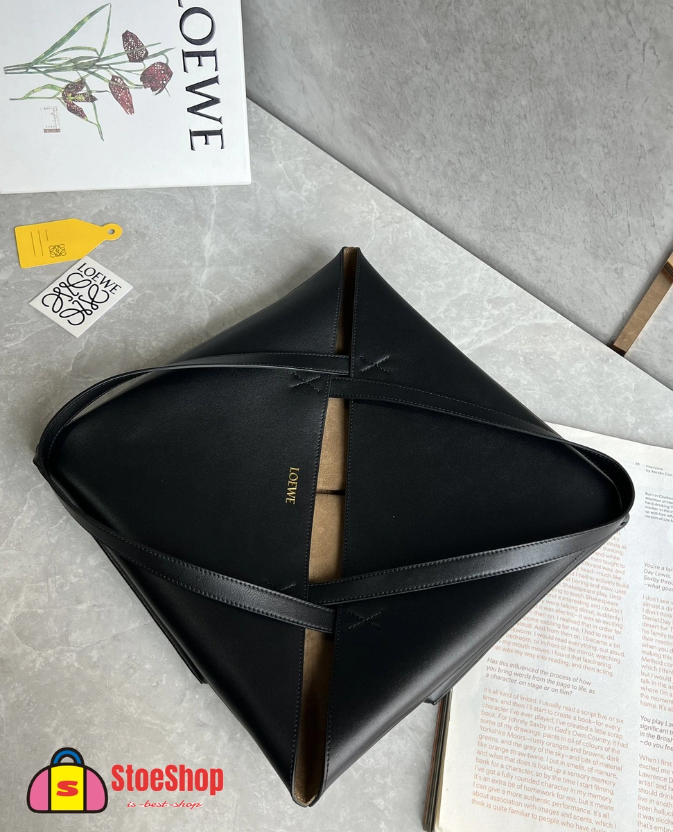 Loewe-羅意威 Puzzle Fold 系列 黑色中號亮面牛皮革購物袋 6 Loewe-羅意威 Puzzle Fold 系列 黑色中號亮面牛皮革購物袋