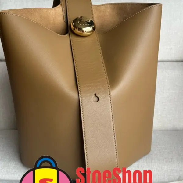 Loewe-羅意威 Pebble Bucket 系列 橡木棕迷你光滑牛皮革斜挎水桶手袋
