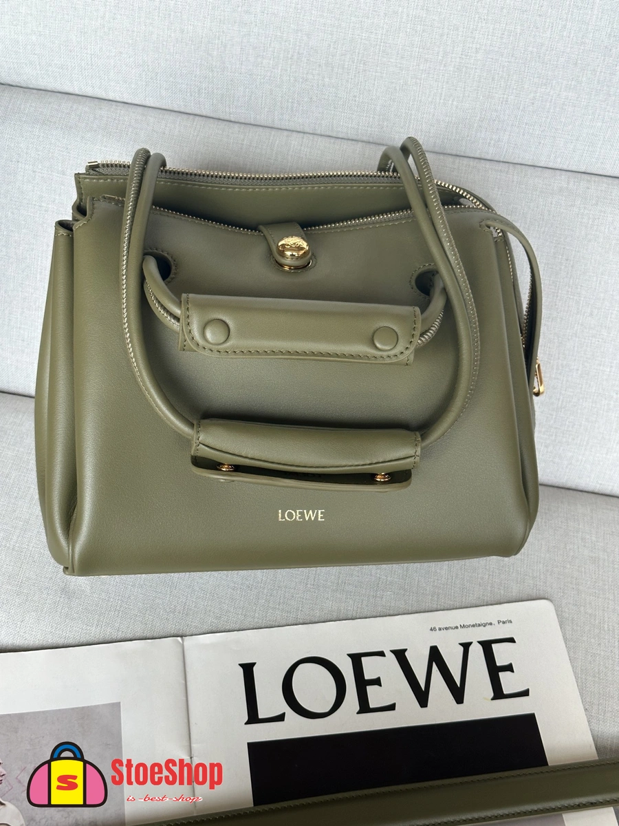 Loewe-羅意威 橄欖綠小號柔軟牛皮革 Madrid 手拿包 3 Loewe-羅意威 橄欖綠小號柔軟牛皮革 Madrid 手拿包