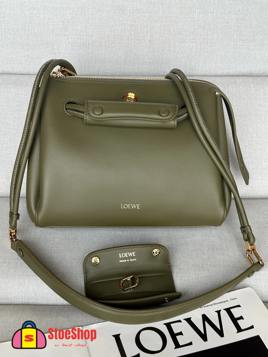 Loewe-羅意威 橄欖綠小號柔軟牛皮革 Madrid 手拿包 9 Loewe-羅意威 橄欖綠小號柔軟牛皮革 Madrid 手拿包