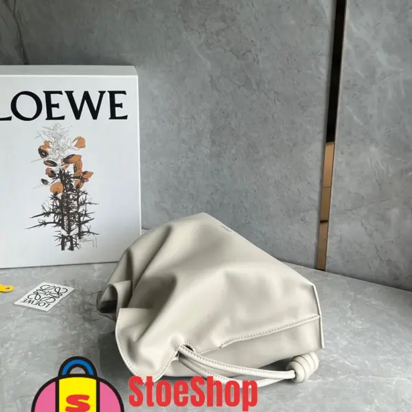 Loewe-羅意威 Flamenco 系列中號肩背手拿包 海鹽白 納帕牛皮革