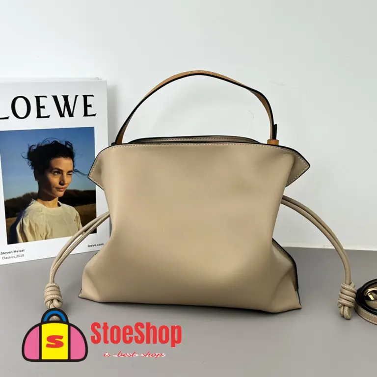 Loewe-羅意威 Flamenco 系列 粘土綠迷你納帕牛皮革斜挎包