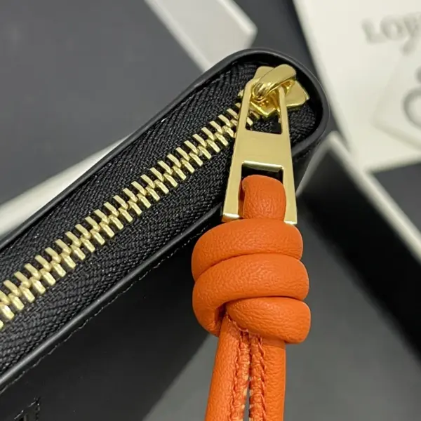 Loewe-羅意威 黑橙亮面納帕牛皮革繩結緊湊短夾