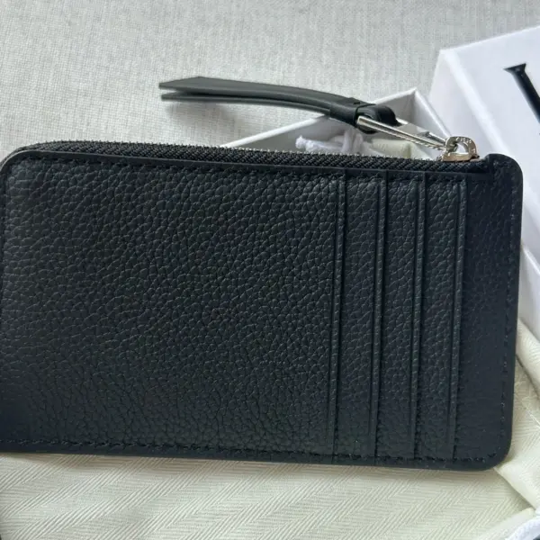 Loewe-羅意威 黑色柔軟粒面牛皮革 Anagram 壓紋硬幣卡包 13 Loewe-羅意威 黑色柔軟粒面牛皮革 Anagram 壓紋硬幣卡包