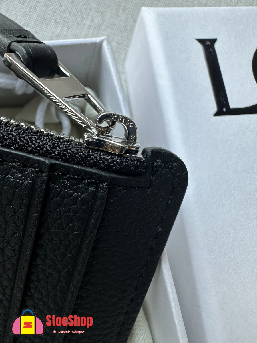 Loewe-羅意威 黑色柔軟粒面牛皮革 Anagram 壓紋硬幣卡包 7 Loewe-羅意威 黑色柔軟粒面牛皮革 Anagram 壓紋硬幣卡包