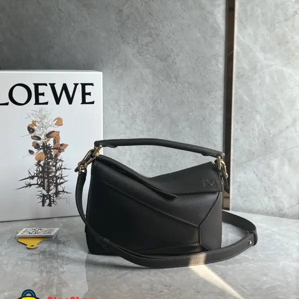 Loewe-羅意威 迷你深灰色柔軟粒面牛皮革 Puzzle 肩背包