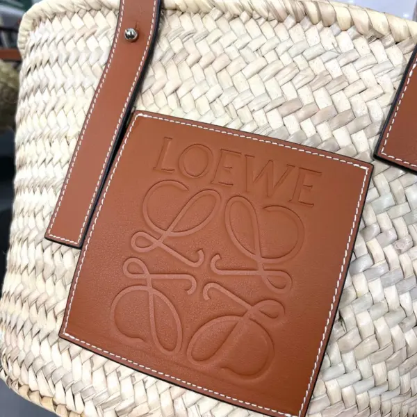Loewe-羅意威 Basket 系列 自然色 / 棕褐色中號棕櫚葉牛皮革編織袋 16 Loewe-羅意威 Basket 系列 自然色 / 棕褐色中號棕櫚葉牛皮革編織袋