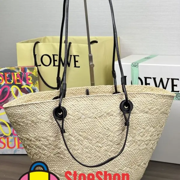 Loewe-羅意威 Anagram 系列 中號自然色 / 黑色伊拉卡棕櫚牛皮革肩背手袋