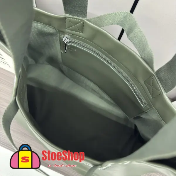 Loewe-羅意威 寶瓶綠紙紋牛皮革 Fold Shopper 購物袋 18 Loewe-羅意威 寶瓶綠紙紋牛皮革 Fold Shopper 購物袋