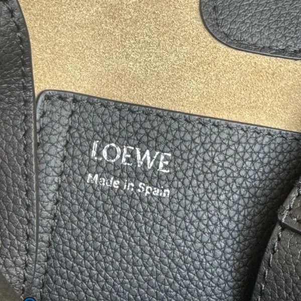 Loewe-羅意威 黑色大號柔軟粒面牛皮革 Pebble Bucket 水桶肩背包