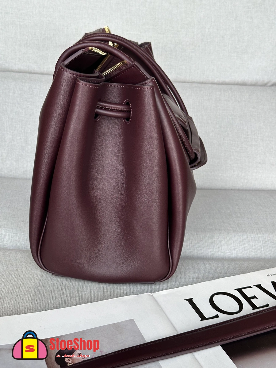Loewe-羅意威 深酒紅大號柔軟牛皮革 Madrid 手拿包 4 Loewe-羅意威 深酒紅大號柔軟牛皮革 Madrid 手拿包